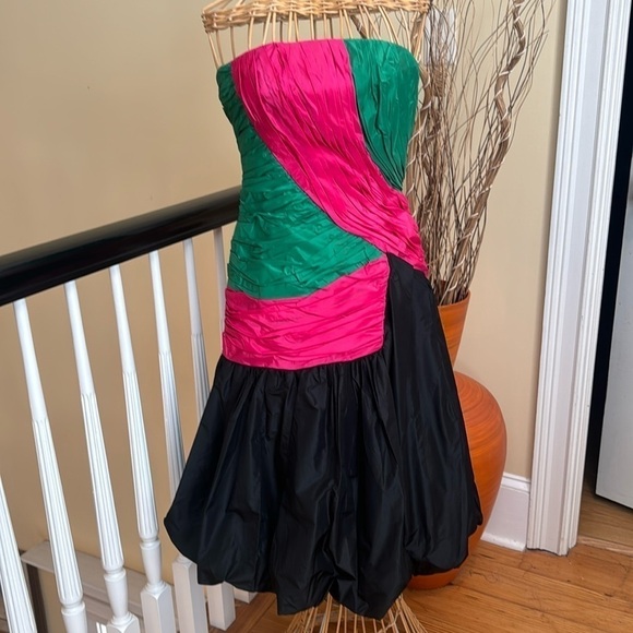 Mignon 🔥Sale🔥designed by Dorothy Farbo. Vintage made in USA - Picture 1 of 10
